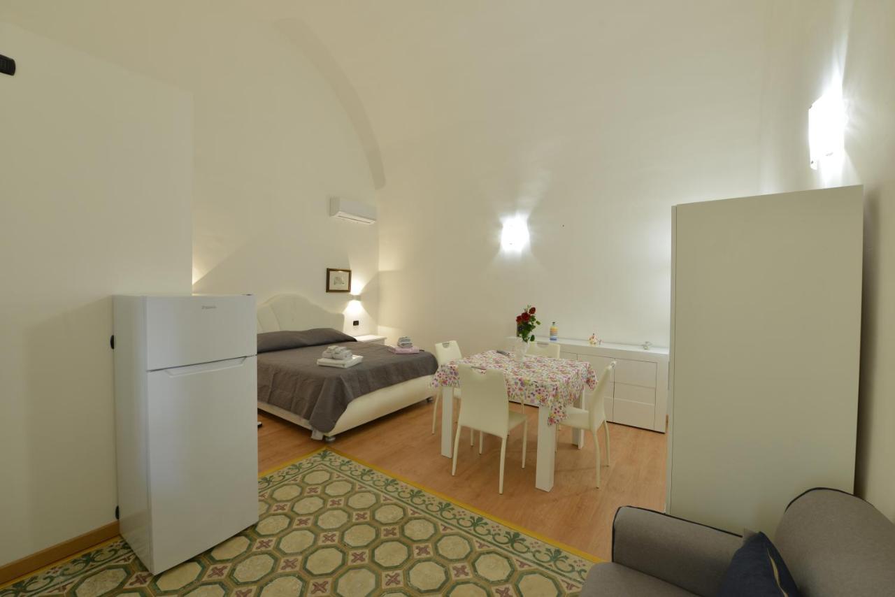 Bed and Breakfast L'Antico Palazzo Каноза-ді-Пулья Екстер'єр фото