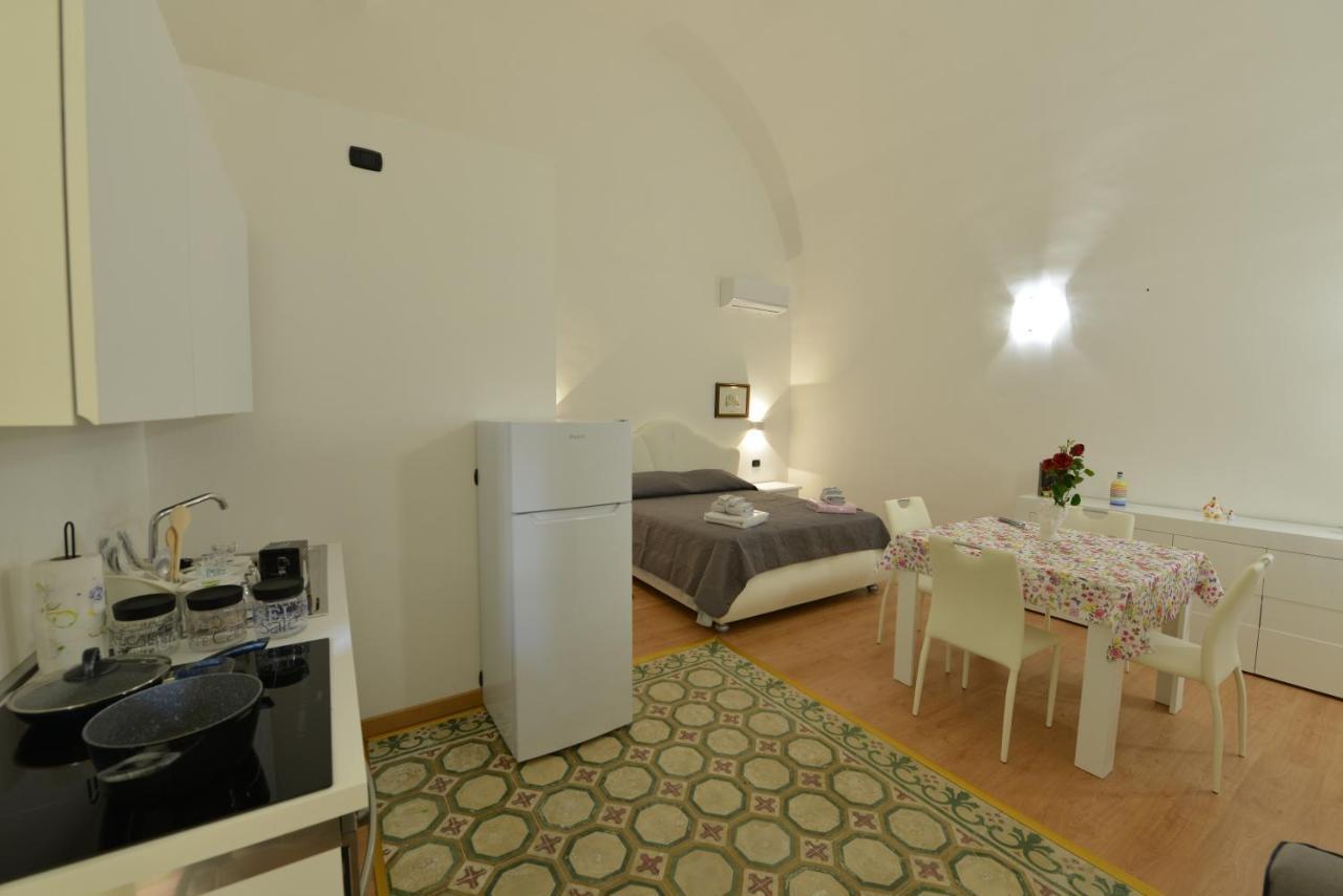 Bed and Breakfast L'Antico Palazzo Каноза-ді-Пулья Екстер'єр фото
